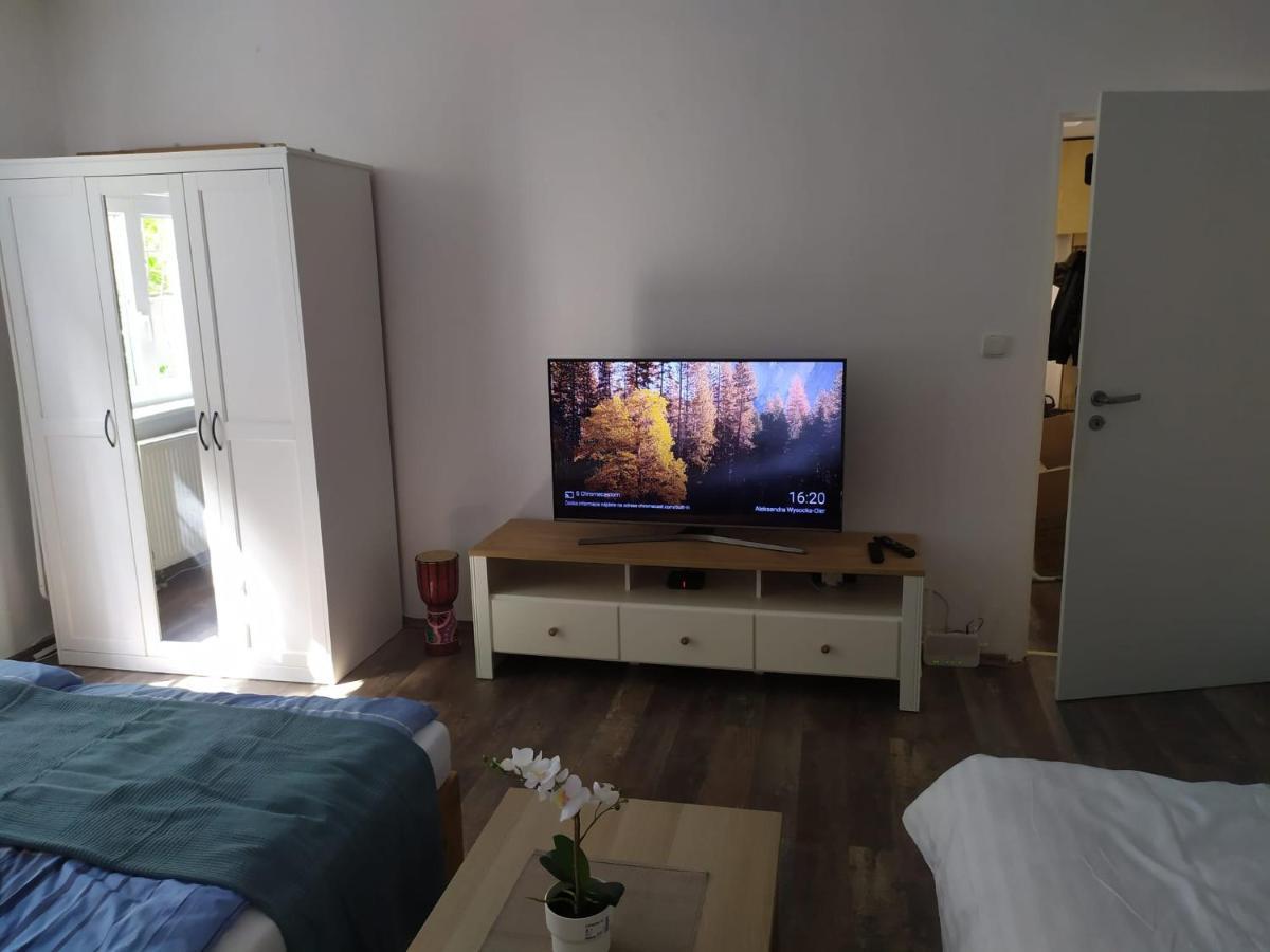 Pisqor Apartment - Self Check-In 布拉迪斯拉发 外观 照片
